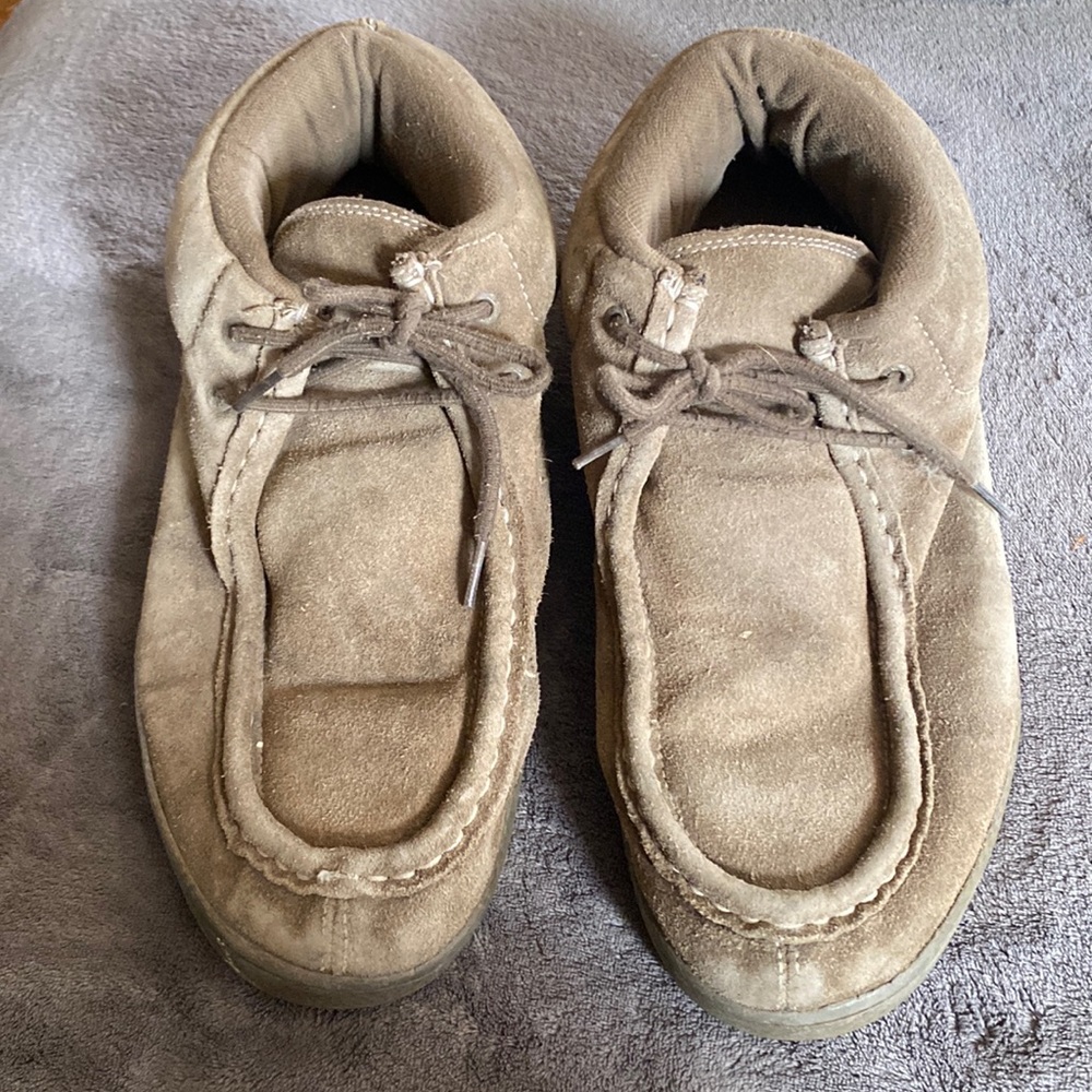 Men’s Ipath Cat Size 13 Suede Skateboarding Shoes with hidden stash pockets